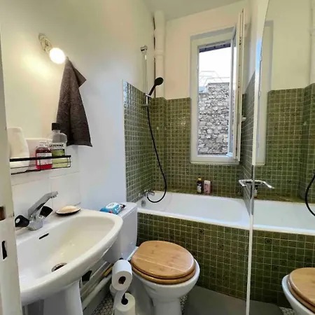 Sublime Cosy Pres De La Tour Eiffel